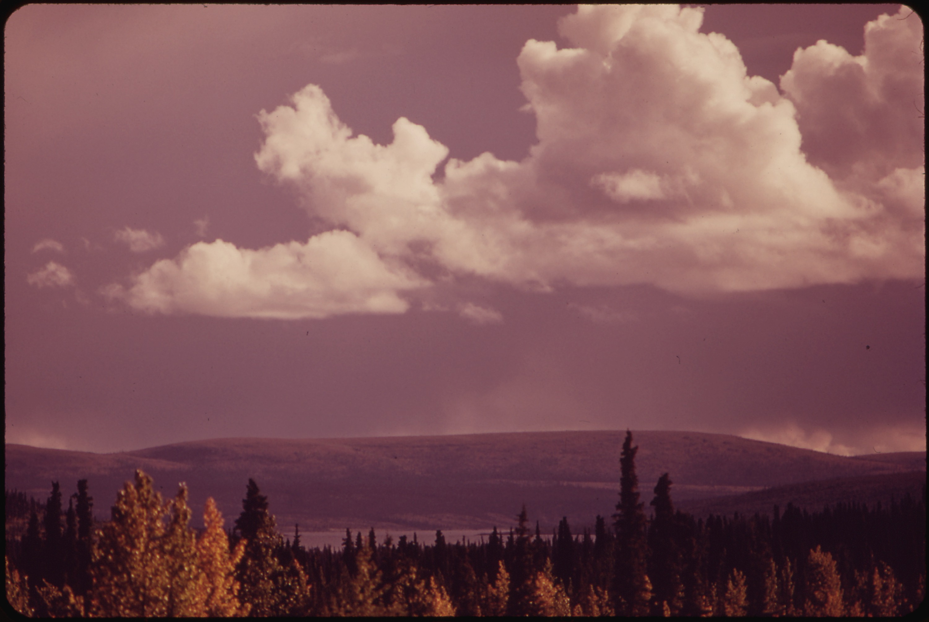 Paxson Lodge overlooking Paxson Lake in Alaska